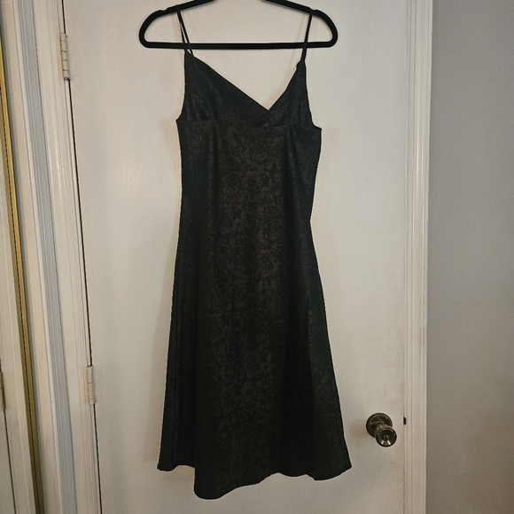 Kittenish Black Cowl Neck Midi Dress Medium - Picture 5 of 7